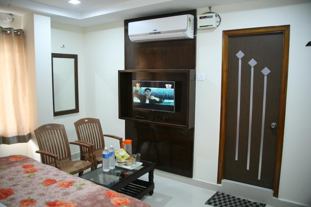Kvp Inn Тирупати Екстериор снимка