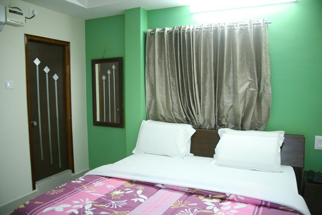 Kvp Inn Тирупати Стая снимка