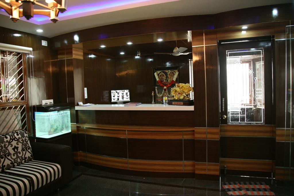 Kvp Inn Тирупати Екстериор снимка