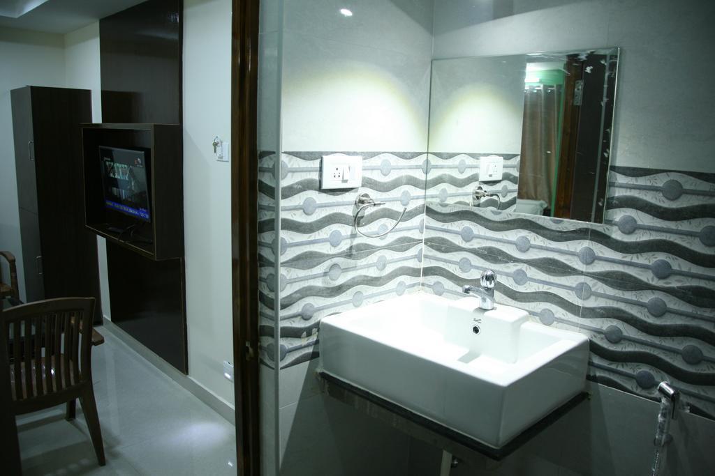 Kvp Inn Тирупати Екстериор снимка